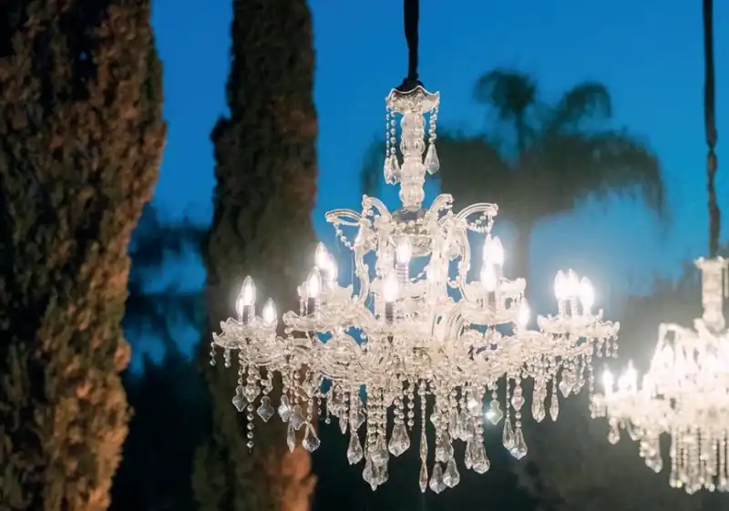 Lustre cristal en situation pour un événement à Marrakech