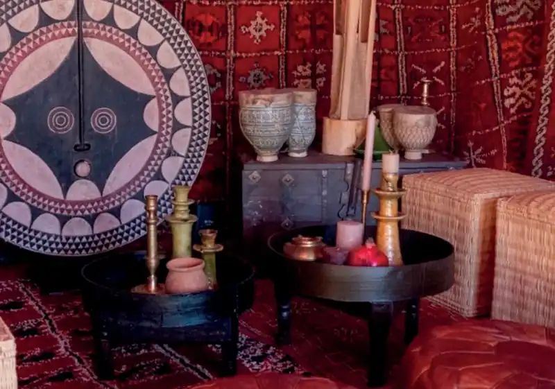 Table cendrier marocaine à louer pour un événement à Marrakech