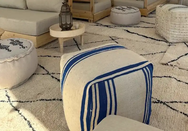 Tapis Beni Ouarain en situation pour un événement à Marrakech